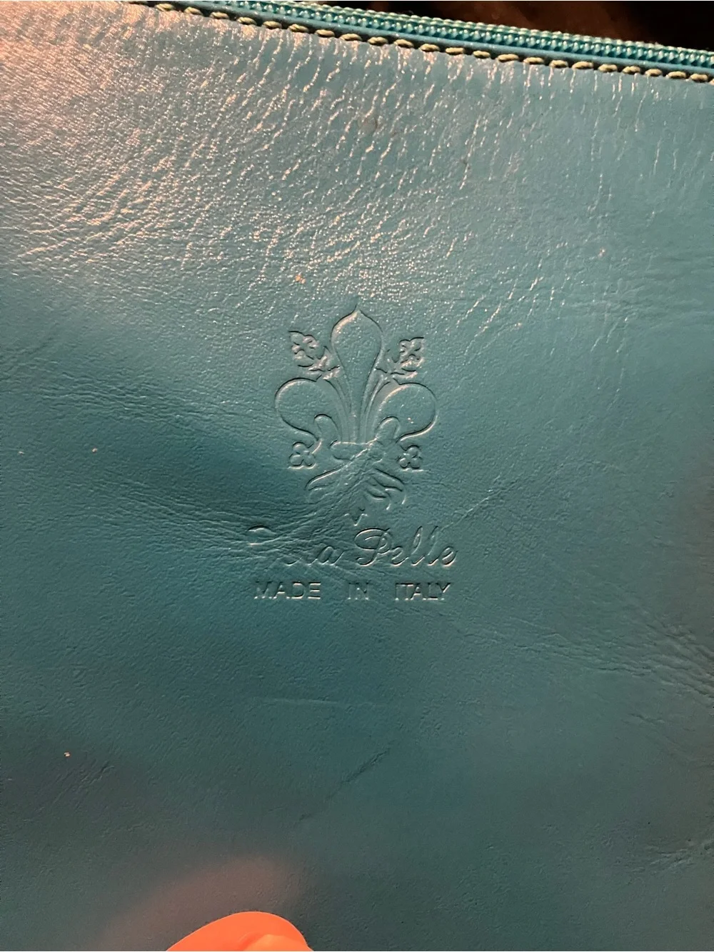 Vera Pelle beautiful genuine
